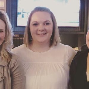 Meet your Posher, Laurel